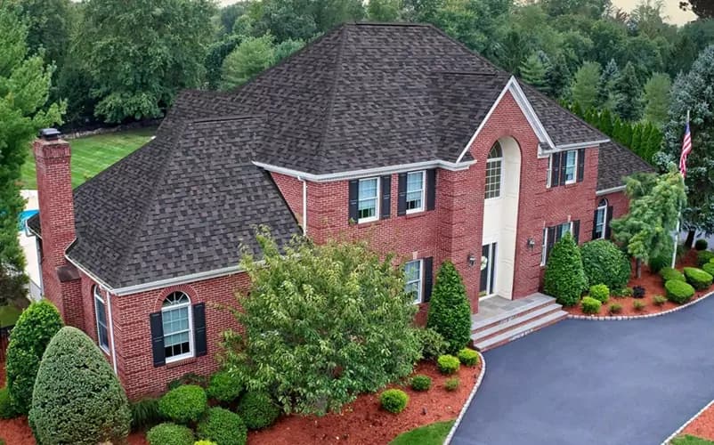 A beautiful home featuring Owens Corning Duration shingles