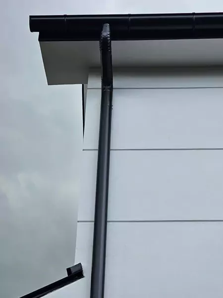 black aluminum gutters